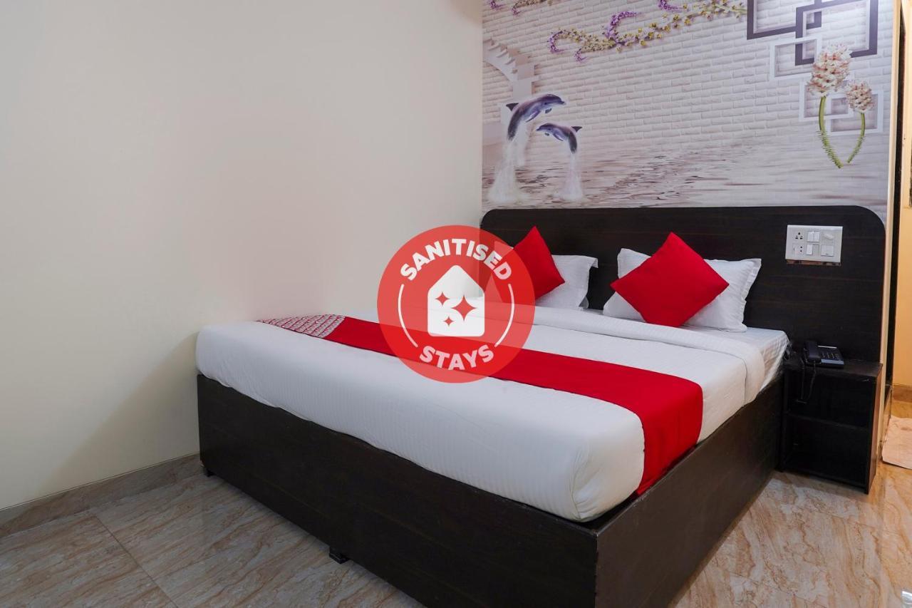 Oyo Flagship 68474 Hotel Viraj Pune Luaran gambar