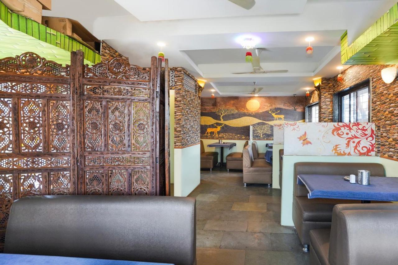 Oyo Flagship 68474 Hotel Viraj Pune Luaran gambar
